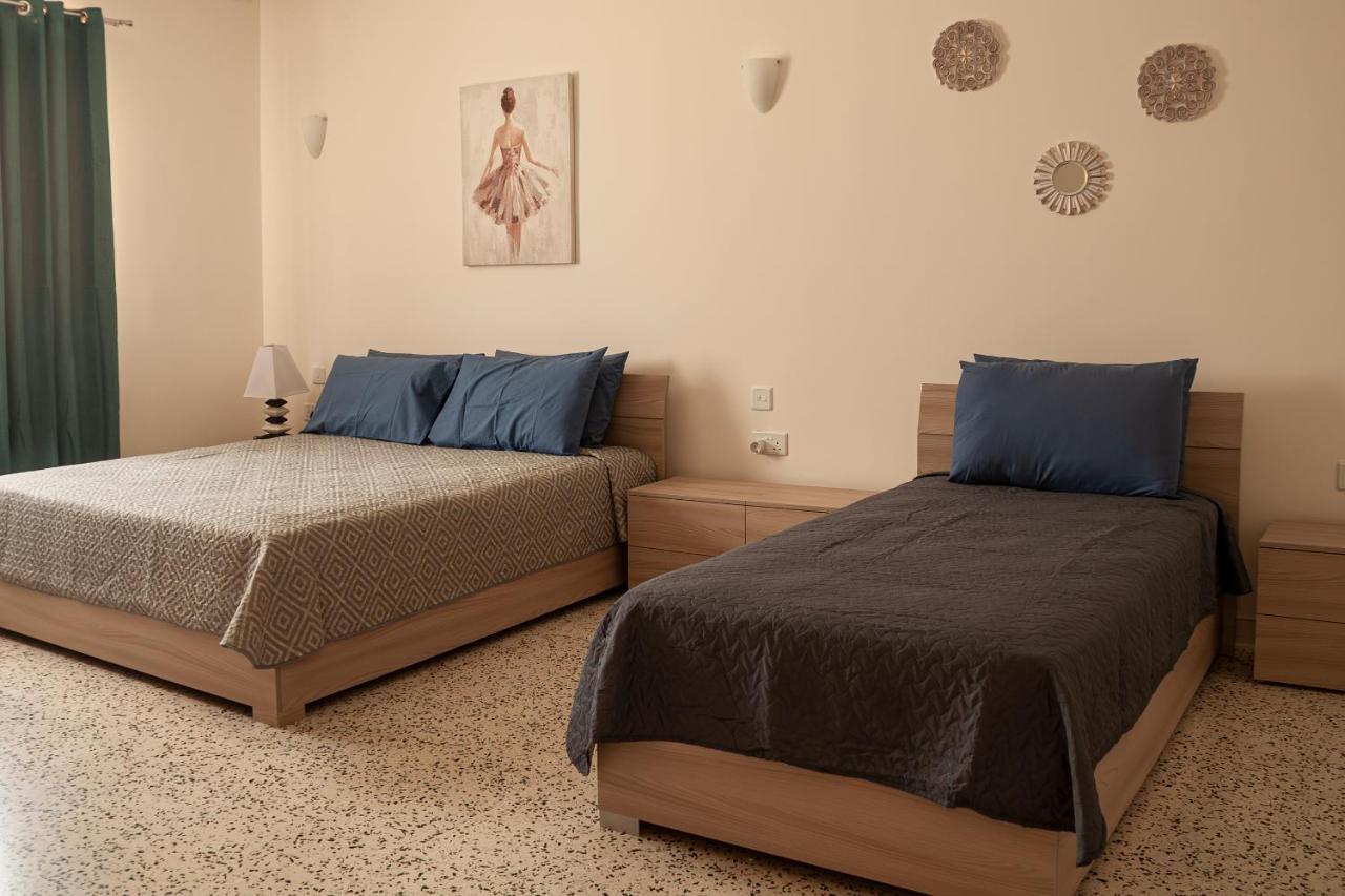 Central Two Bedroom Apartment In Bugibba St. Paul's Bay Esterno foto